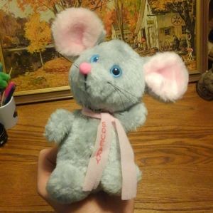 Vintage 🐀 1983 Mouse Plush 'Squeaky' Stuffed Toy